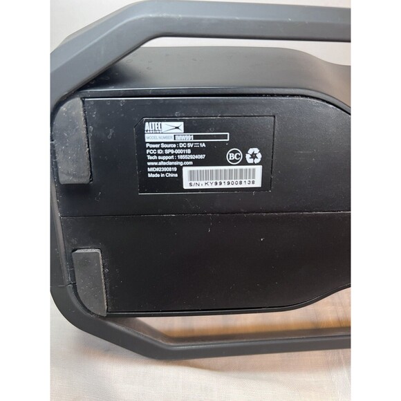 Altec Lansing Rockbox Bluetooth Speaker IMW991 D52 - Picture 5 of 6